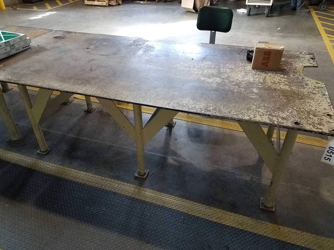 8' x 4' steel work table - PLANT & FACILITY 8' x 4' steel work table - PLANT & FACILITY