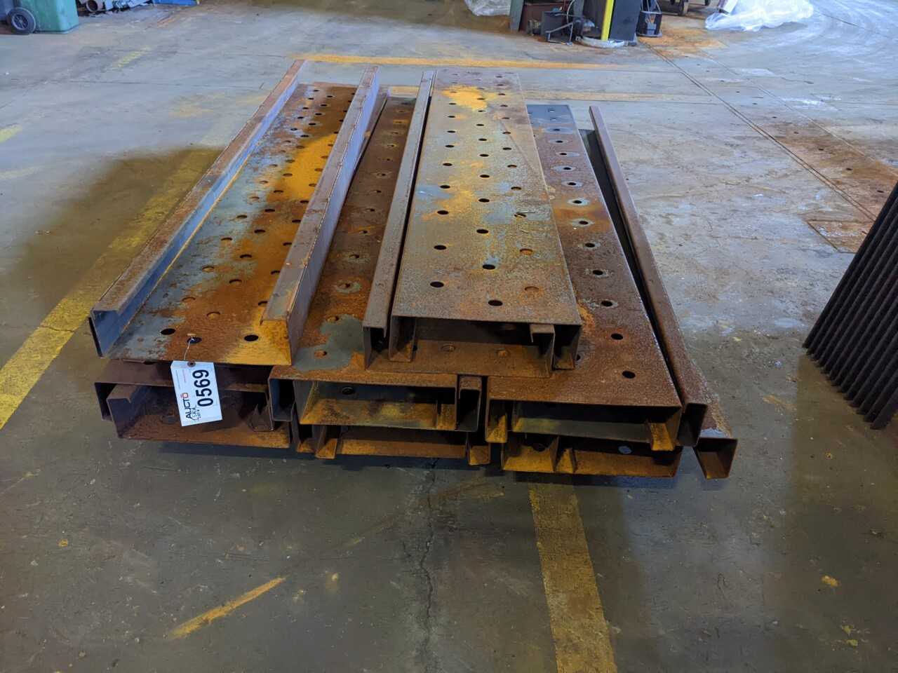PALLET OF STEEL CHANNEL BEAMS - LIFTING EQUIPMENT