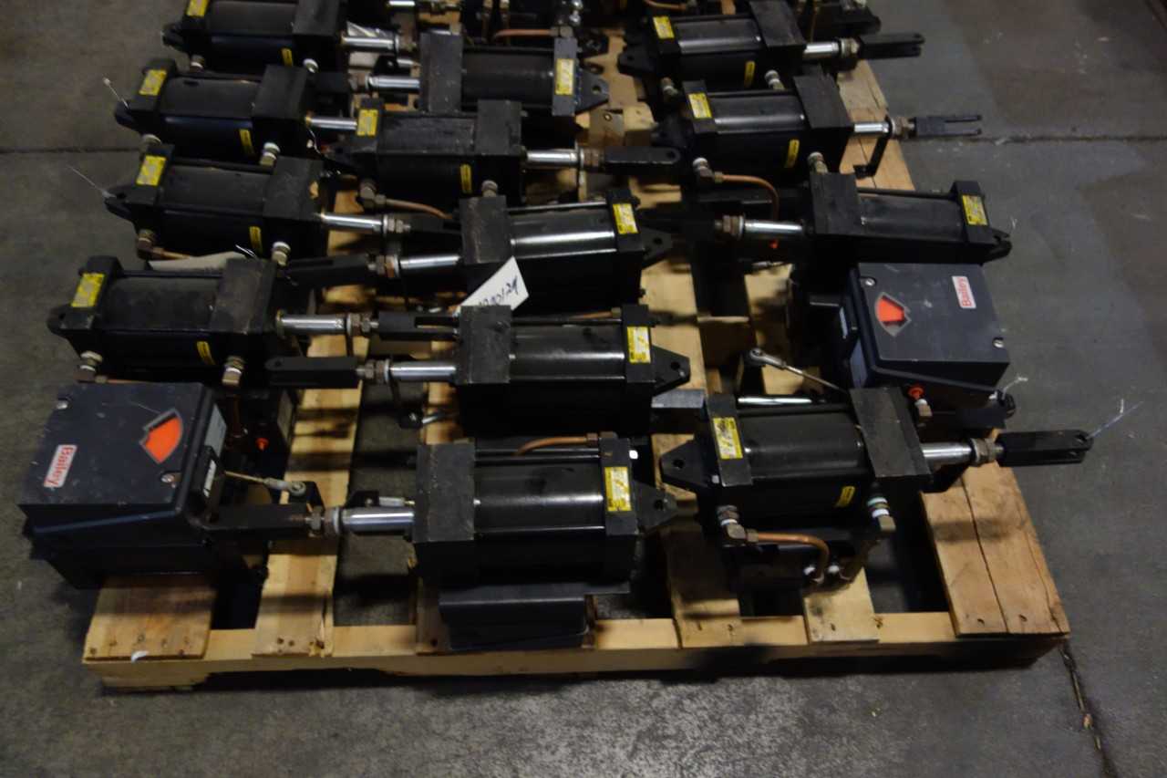 2 PALLETS OF PARKER DOUBLE ACTING PNEUMATIC CYLINDERS   FBB2AUV813A - PNEUMATIC CYLINDERS & ACTUATORS