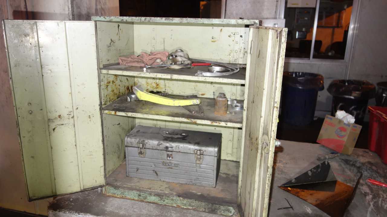 2 DOOR 3 SHELF STEEL CABINET W/ CONTENTS - TOOL STORAGE