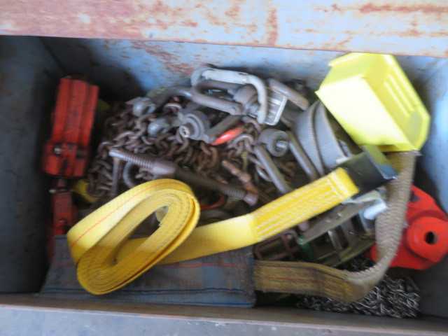 Box of rigging and crane lift items - MISCELLANEOUS