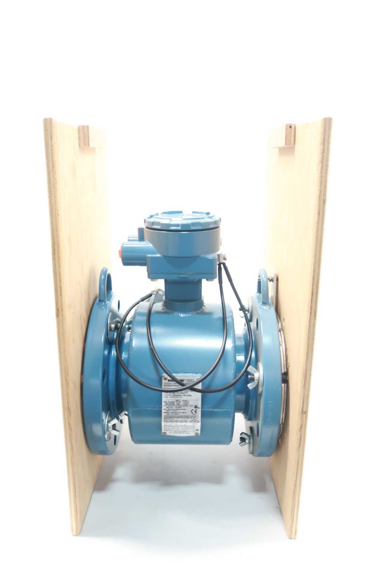 ROSEMOUNT 8705FHA040C1W0N0G2DTQ4 4IN 40V-DC MAGNETIC FLOW METER - FLOW METER