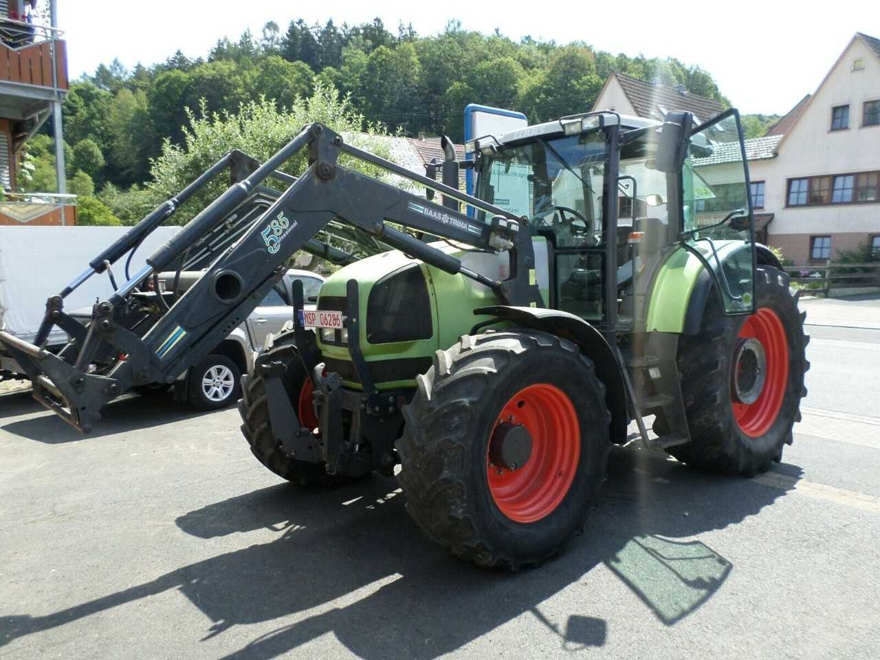 2004 Claas Ares 836 RZ Tractor - CONSTRUCTION EQUIPMENT