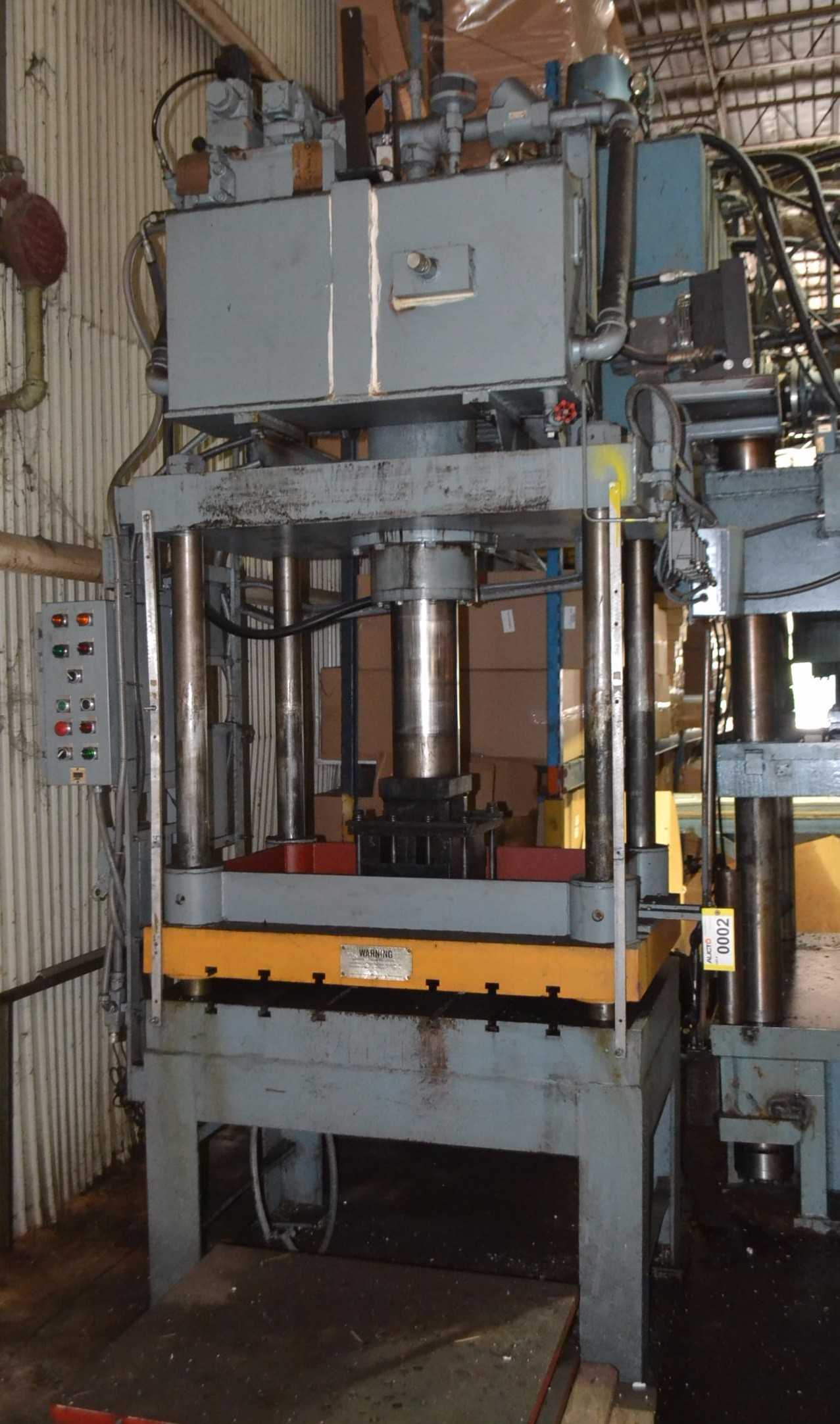 Modern 100 Ton Hydraulic 4-Post Press - MACHINING EQUIPMENT