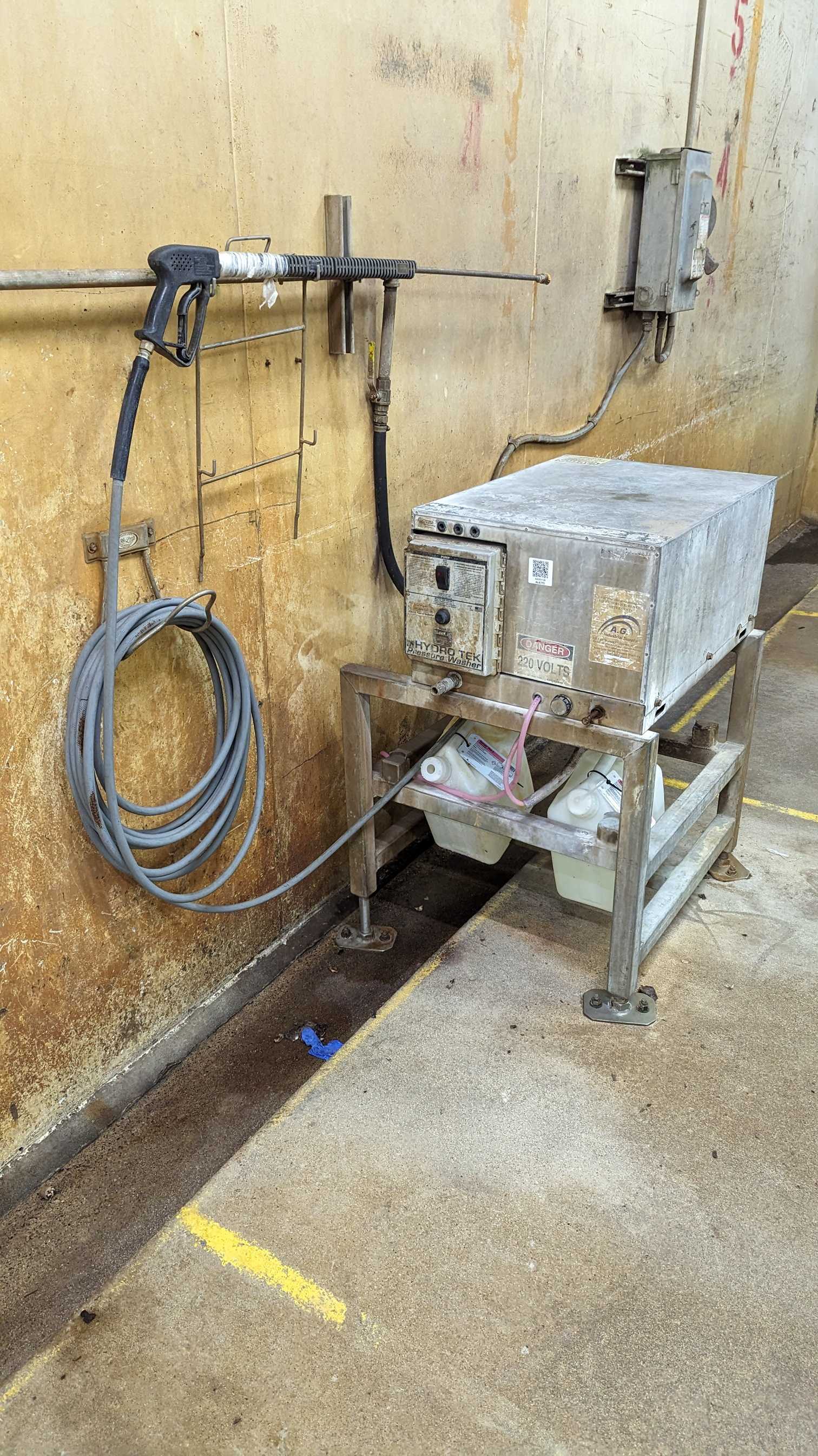 HYDRO TEK ELECTRIC PRESSURE WASHER - PLANT & FACILITY