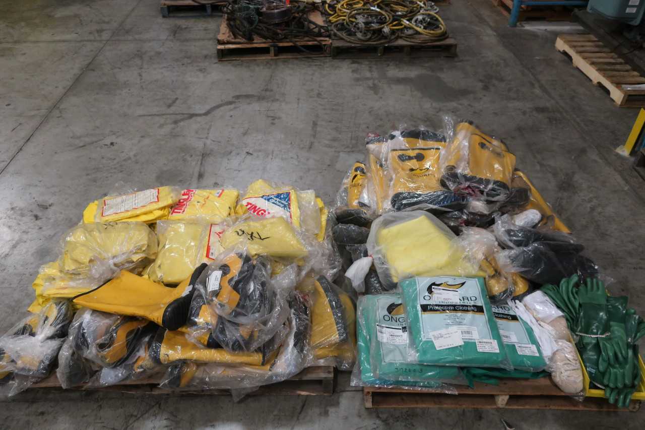 2 PALLETS OF ASSORTED SAFETY PROTECTION RUBBER BOOTS SHOE COVER JACKETS GLOVES - SAFETY EQUIPMENT