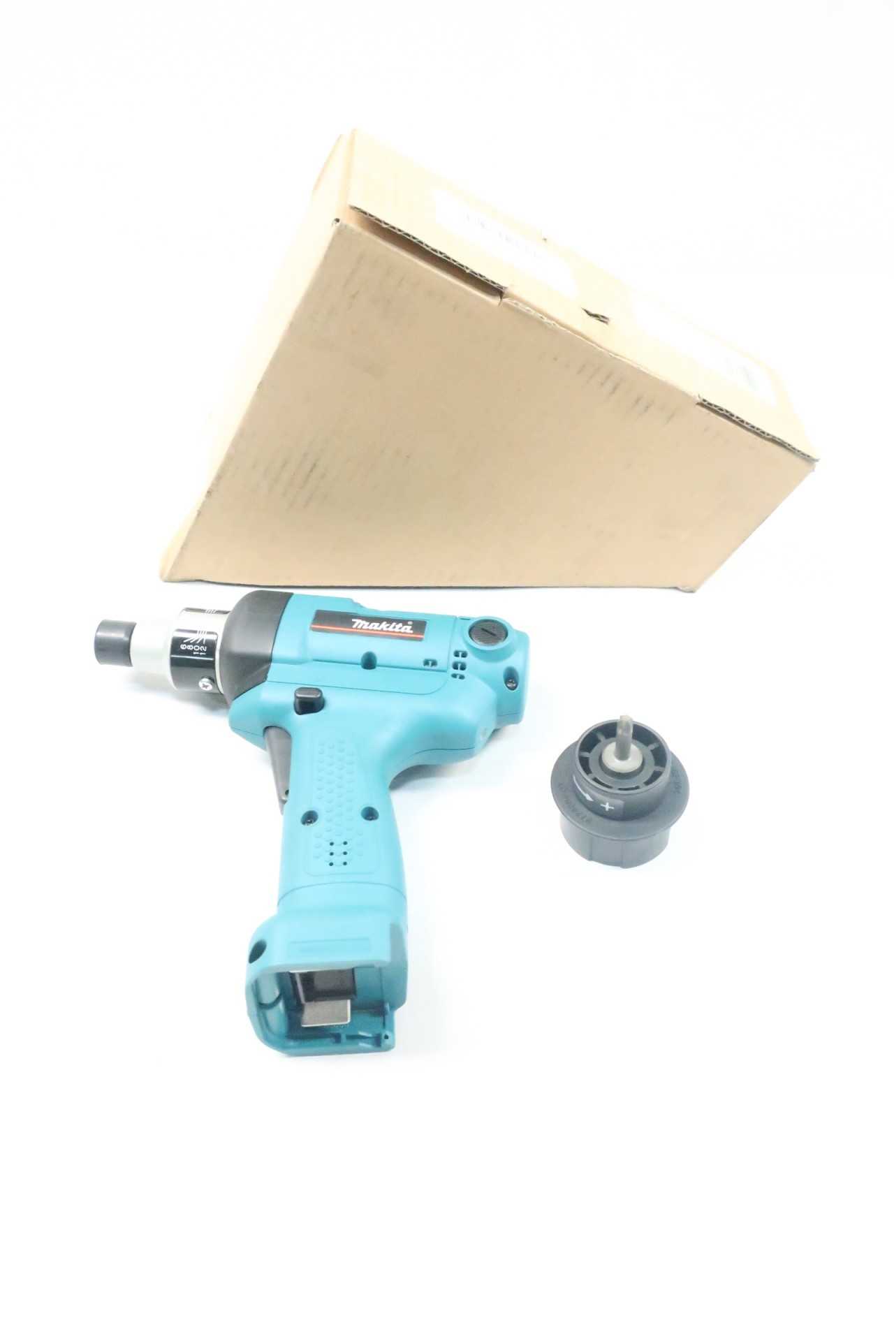 NEW MAKITA BFT122FZ TORQUE SCREWDRIVER 9.6V-DC 320RPM CORDLESS DRILL - ELECTRIC POWER TOOLS NEW MAKITA BFT122FZ TORQUE SCREWDRIVER 9.6V-DC 320RPM CORDLESS DRILL - ELECTRIC POWER TOOLS