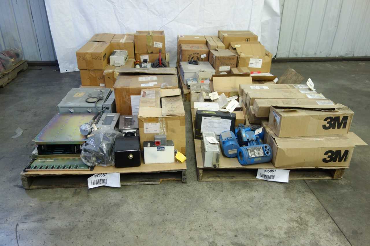 4 PALLETS OF ASSORTED ELECTRICAL - ELECTRICAL COMPONENTS
