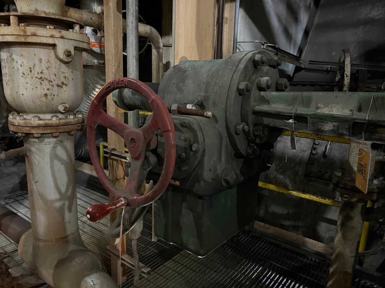 5x Limitorque HBC electric valve operators - VALVES