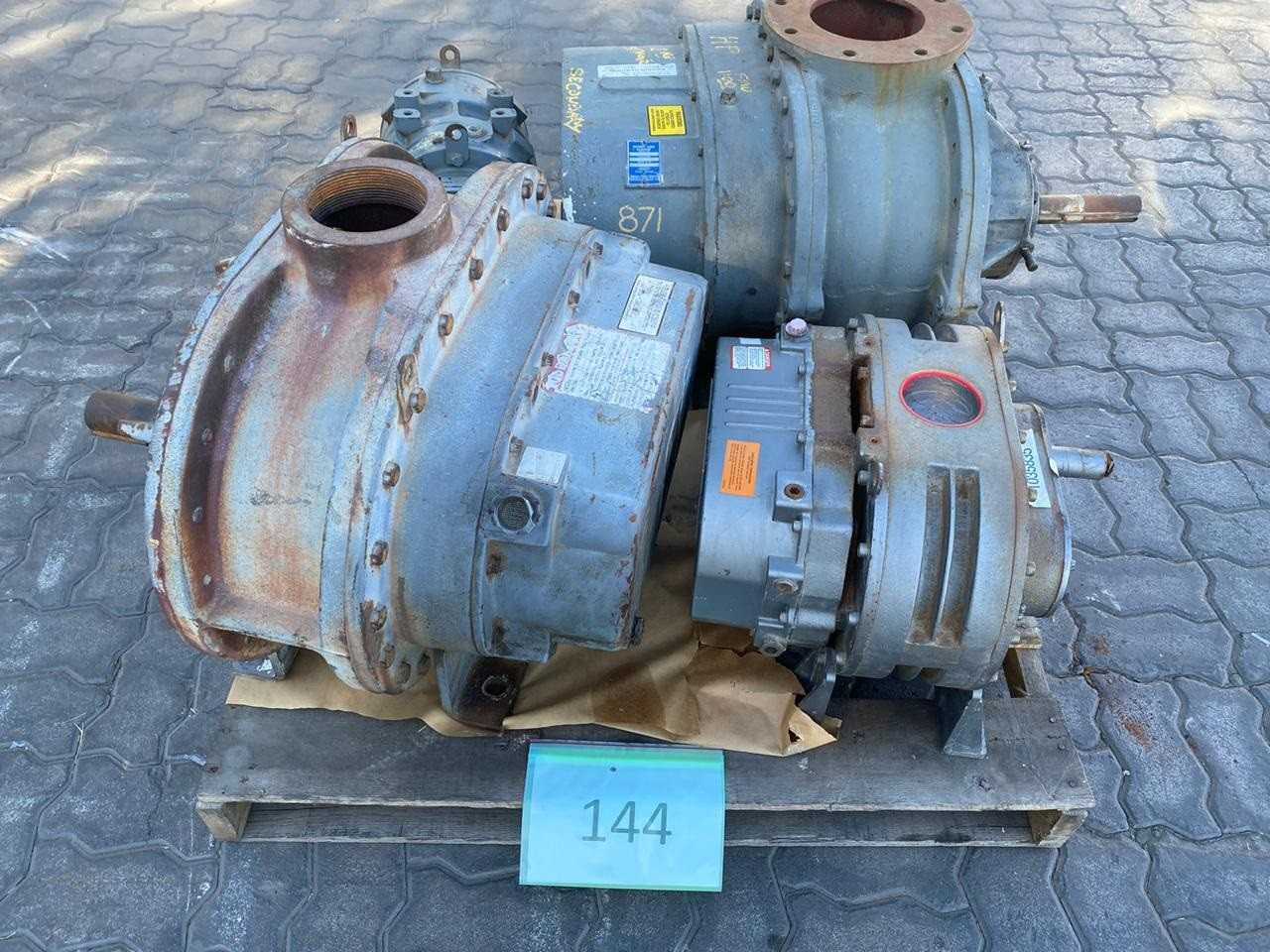 PALLET OF ASSORTED ROTARY LOBE BLOWERS - ROTARY LOBE BLOWER