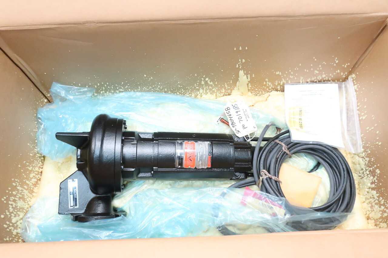 YEOMANS SUBMERSIBLE PUMP - SUBMERSIBLE PUMP