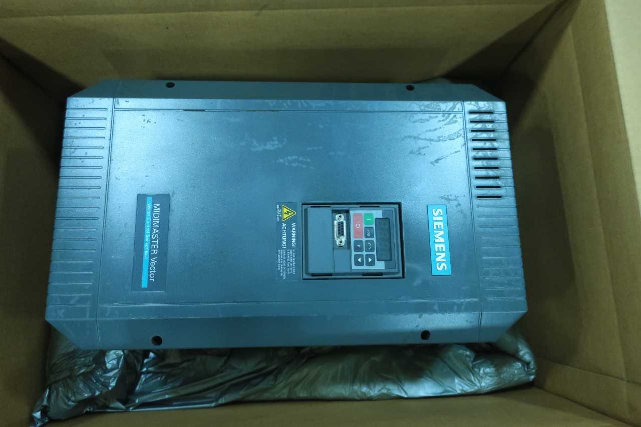 SIEMENS 40 HP VFD DRIVE - MOTOR DRIVES