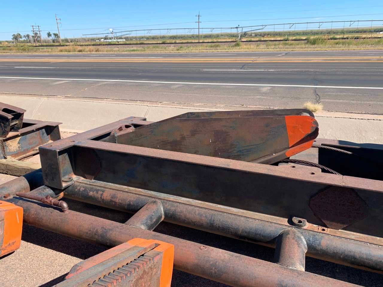 PR&R pipe base bastard boxtie down base, Head 24?, 64” length X 13-1/2 wide, base is 7” high X 7’ wide X 31” long - PALLET JACKS