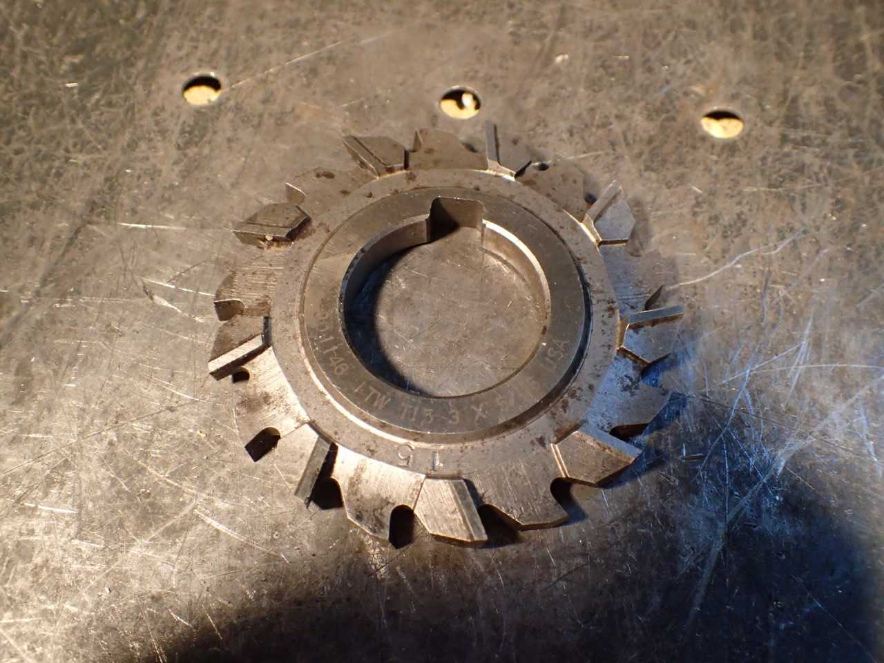 ITW 3" x 5/16" Staggered Tooth Horizontal Milling Cutter: 1-1/4" Arbor Hole - MILLING TOOLS