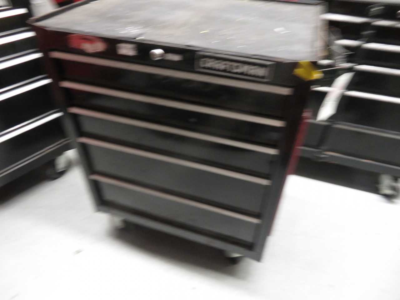 7 Drawer Tool Box Snap On - MISCELLANEOUS