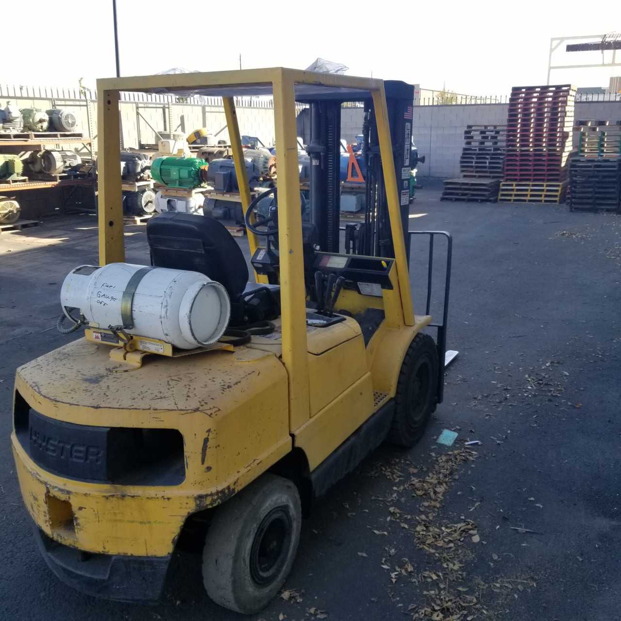 Hyster Fork Lift 5500 lbs Capacity - FORKLIFTS