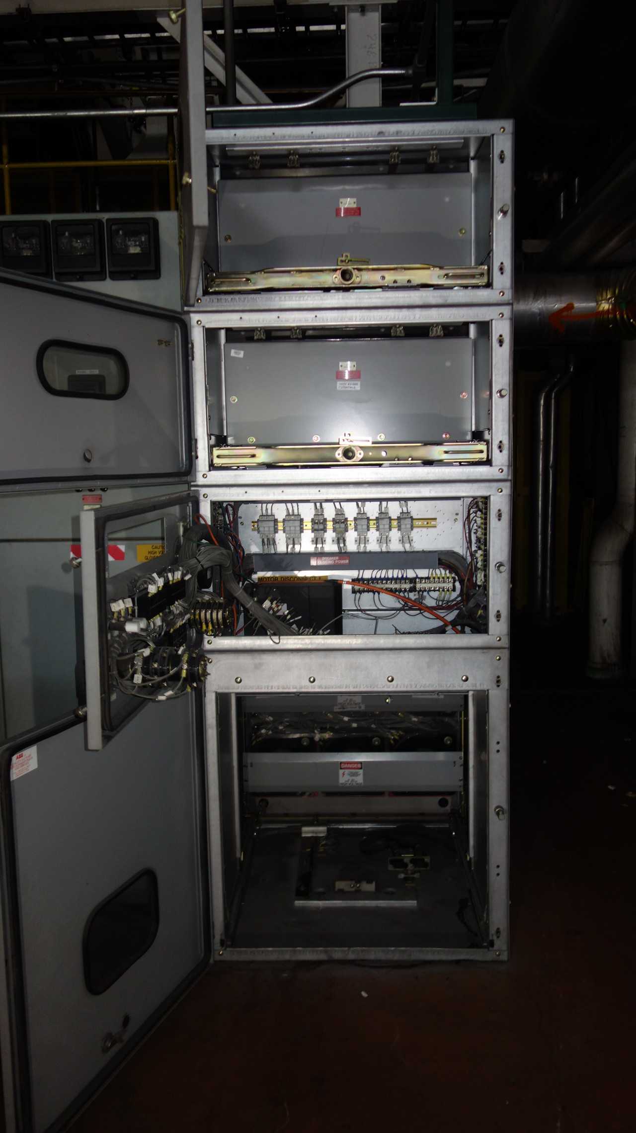 5X VERTICAL SECTIONS OF ABB ADVAC SWITCHGEAR PANELS - AUTOMATION & CONTROLS