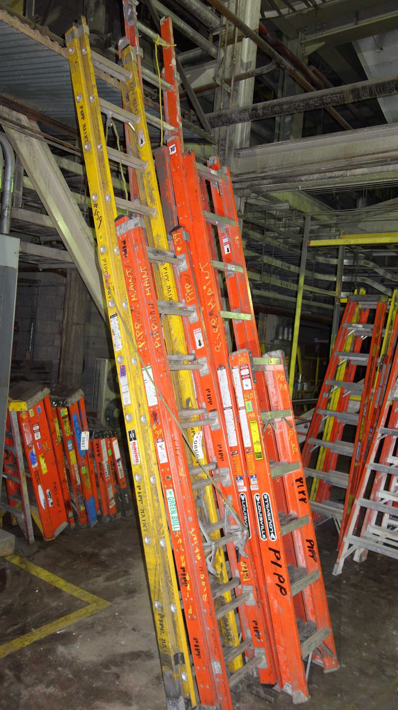 LOT OF ASSORTED FIBERGLASS LADDERS - MISCELLANEOUS