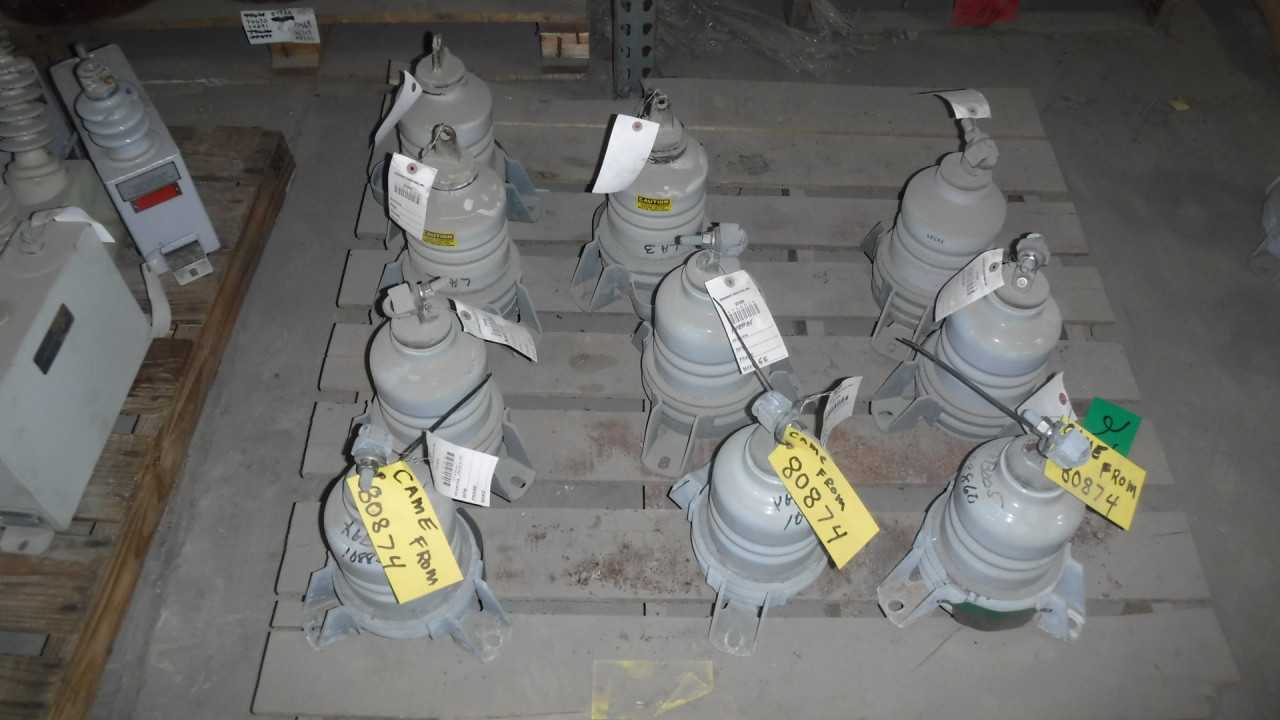 Lot of 10 GE Tranquell Station Arresters - AUTOMATION & CONTROLS