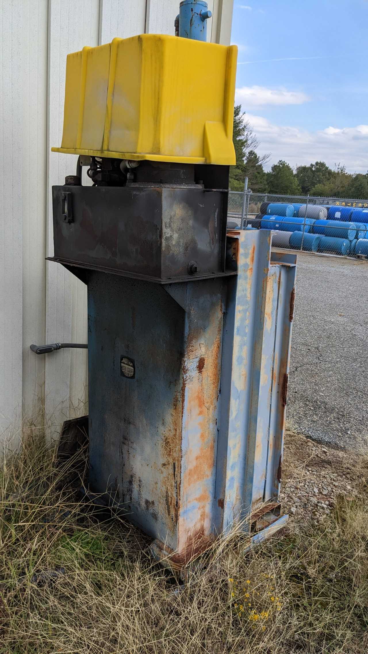HYDRAULIC BARREL CRUSHER - ELECTRIC POWER TOOLS