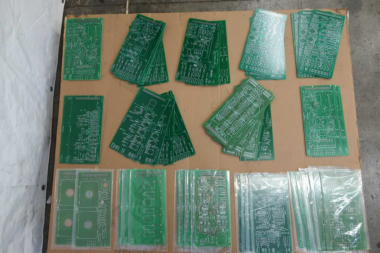LOT OF ASSORTED GENERAL ELECTRIC PCB CIRCUIT BOARDS - AUTOMATION & CONTROLS