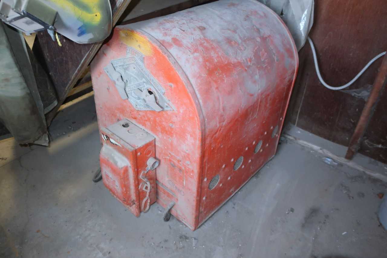 DIAMOND 1073 AC ARC WELDER 220V 2CY - WELDING EQUIPMENT
