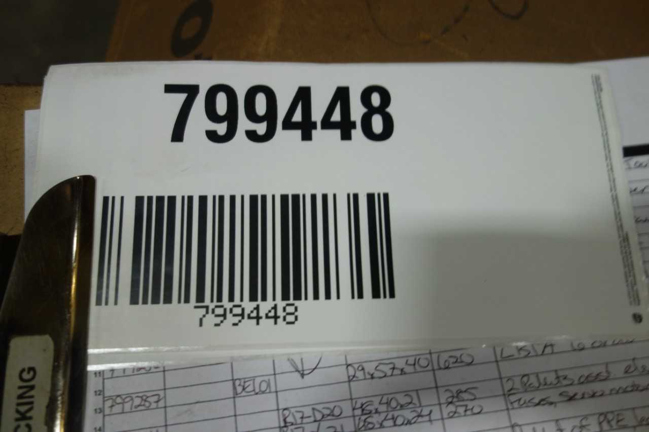 2 PALLETS OF POWER TRANSMISSION PARTS - POWER TRANSMISSION