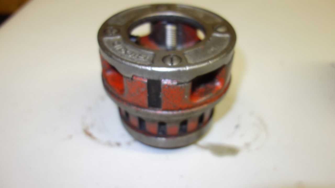 RIDGID 1-1/2 IN DIE HEAD - ELECTRIC POWER TOOLS