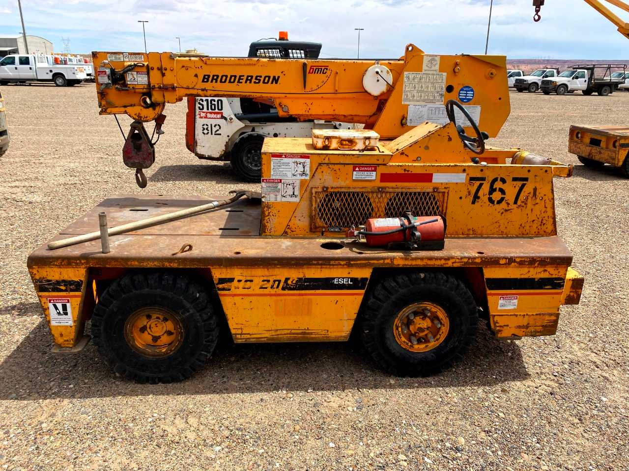2004 Broderson IC-20-1F 2 Ton Carry Deck Crane - CRANES