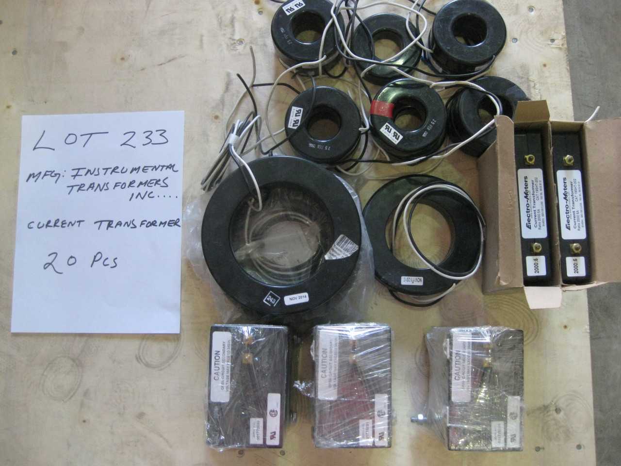 Current instrument transformers ( QTY. 20 ) - CONTROL TRANSFORMERS