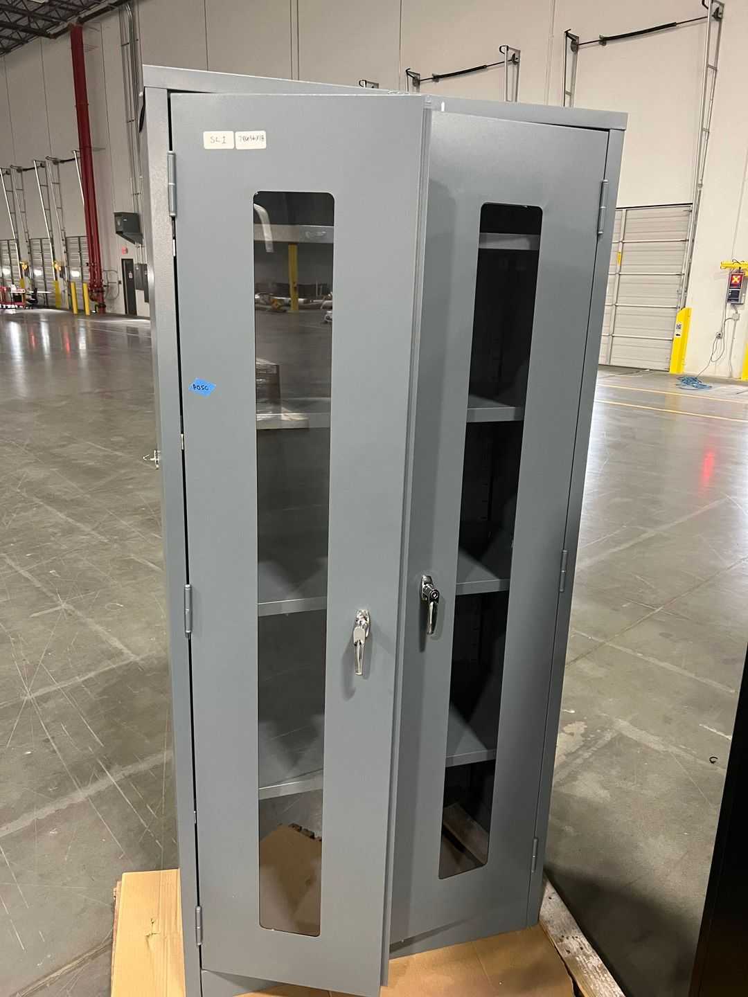 BULK LOT OF STORAGE CABINETS QTY 7 - TOOL STORAGE