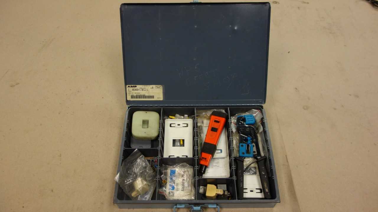 AMP 853400-1 8 POSITION DIE SET - ELECTRIC POWER TOOLS