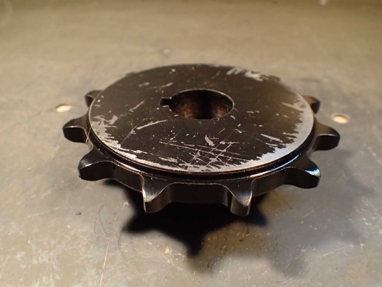 Boston Gear H922 Block Chain Sprocket 12-Tooth 1" Bore for 5/16" Wide B504 Chain - SPROCKET