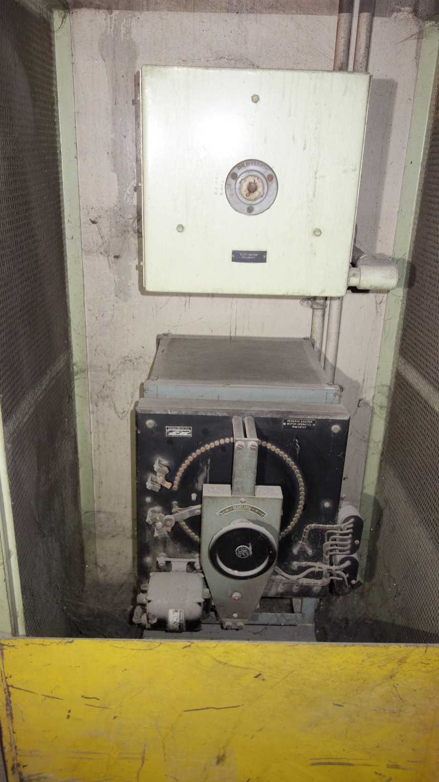 GENERAL ELECTRIC 2227063 G21 12.2OHMS 250V-DC RESERVE EXCITER MOTOR OPERATED RHEOSTAT - ELECTRIC MOTORS