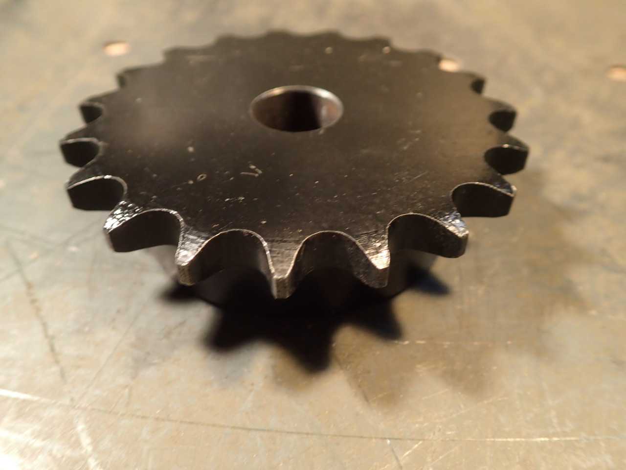 Browning 40B19 #40 Chain Sprocket: 19-Tooth, 5/8" Bore 3.3" OD NOS New Old Stock - ROLLER CHAIN