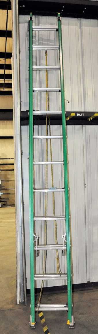 WERNER 24' Fiberglass Extension Ladder - MACHINING EQUIPMENT