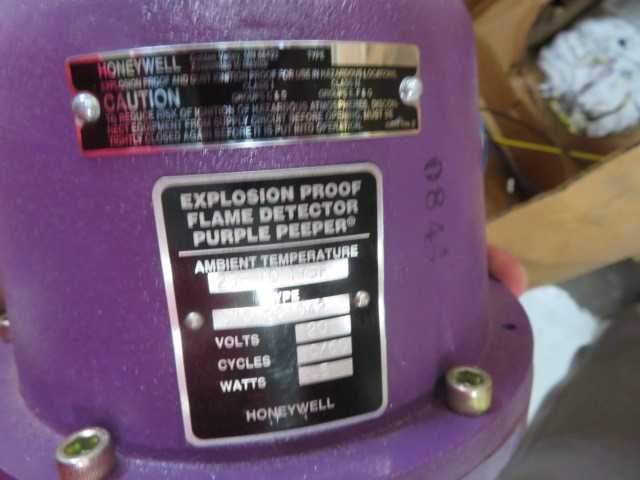 Honeywell Explosion Proof Flame Detector, Purple Peeper (2) lot, new - MISCELLANEOUS