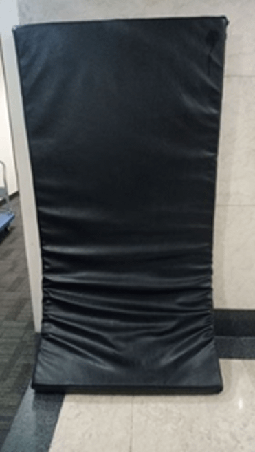 1 Lot of (10) Single Size Mattresses - MISCELLANEOUS 1 Lot of (10) Single Size Mattresses - MISCELLANEOUS