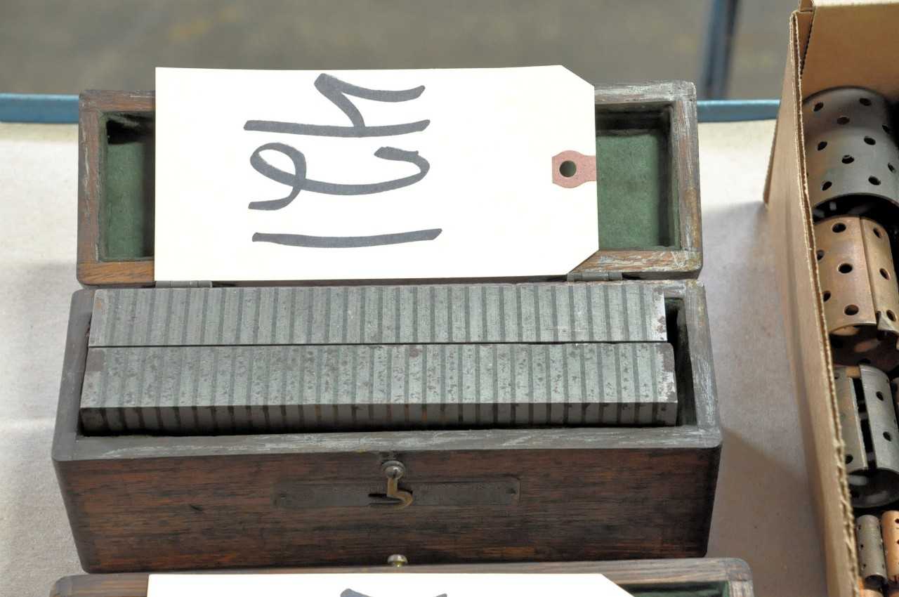 Pair Magnetic Parallel Blocks with Case - ELECTRIC POWER TOOLS