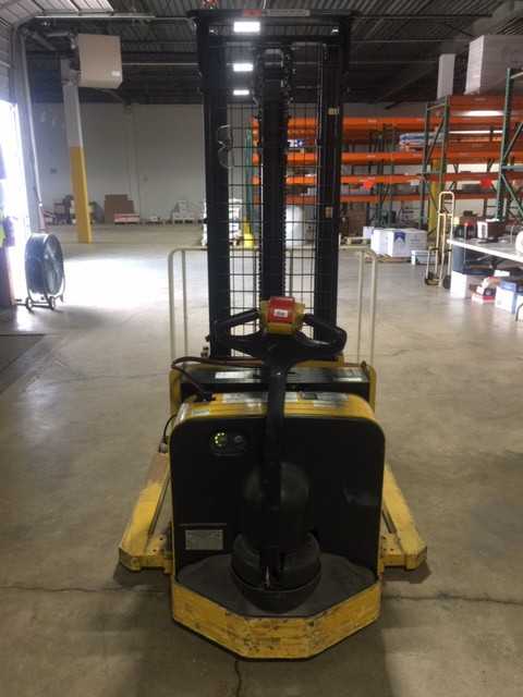 2008 Yale MSW025LFN24TV083 walkie stacker, Maryland Hts., MO - FORKLIFTS