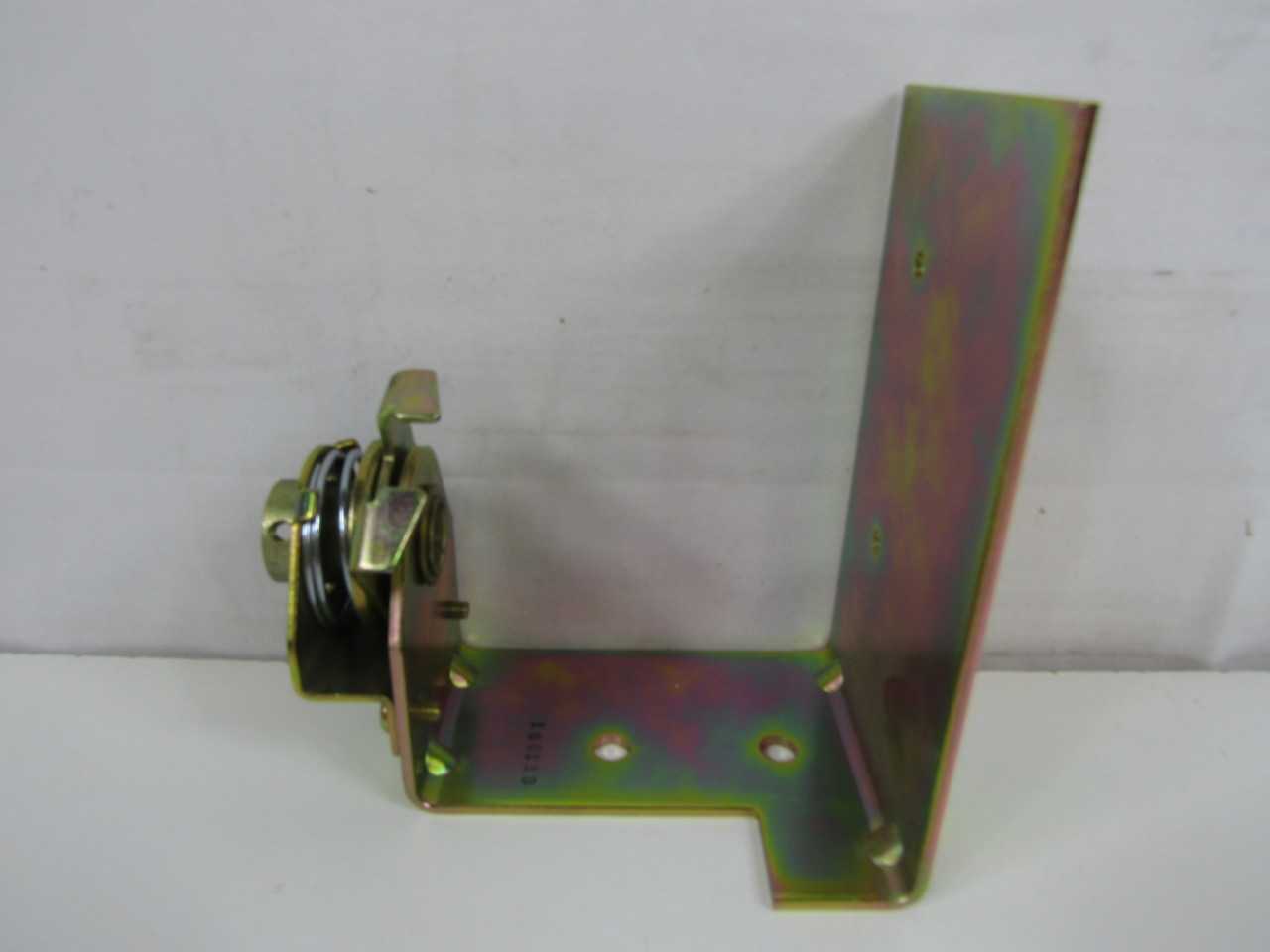 Quantity of 6x 4987D14G02 MCCB/Molded Case Circuit Breakers - CIRCUIT BREAKERS