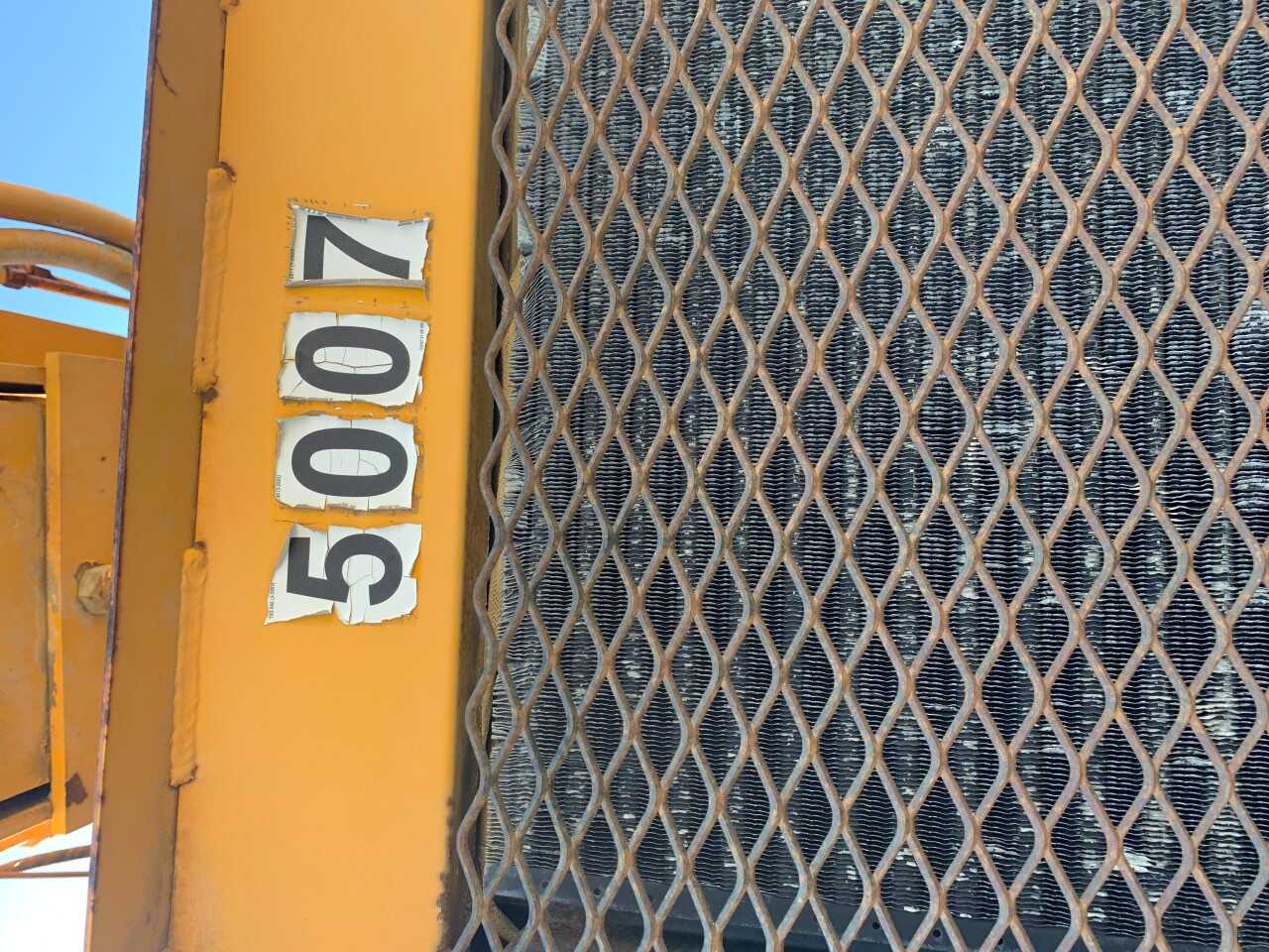 1988 Dresser 150F 15 TON Crane - CRANES