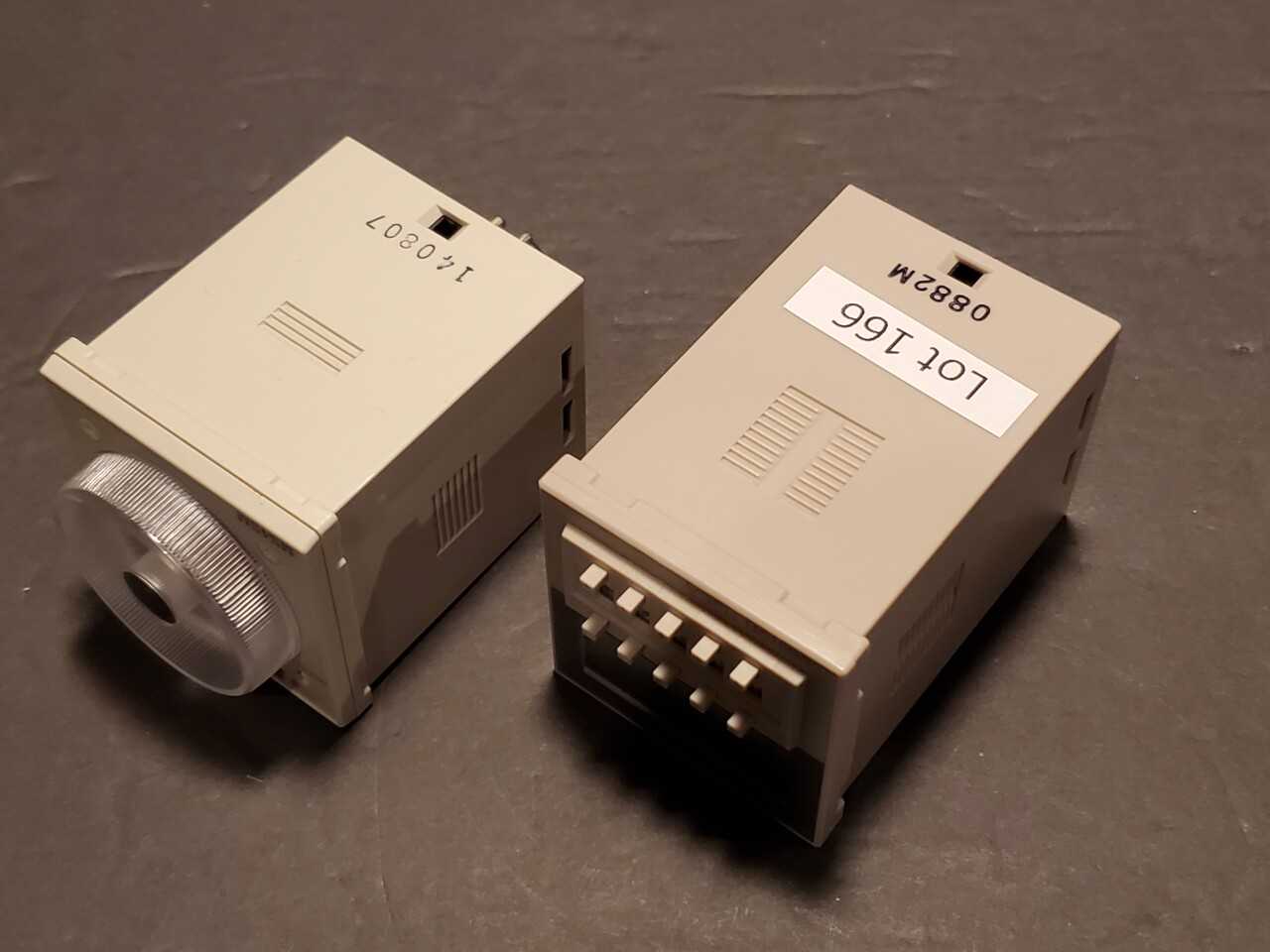 Lot of 2 Timers Omron/Automation direct - INDUSTRIAL PARTS Lot of 2 Timers Omron/Automation direct - INDUSTRIAL PARTS