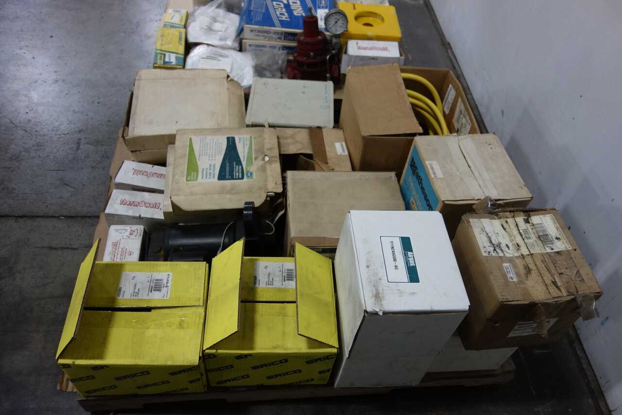 2 PALLETS OF ASSORTED WELDING PARTS AND ACCESSORIES - WELDING EQUIPMENT