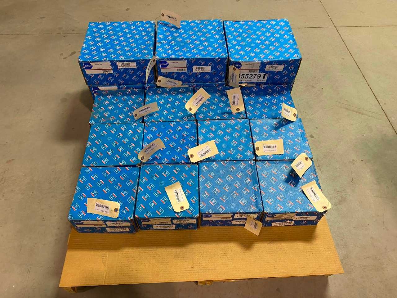 1 PALLET OF ASSORTED BEARINGS - BEARINGS