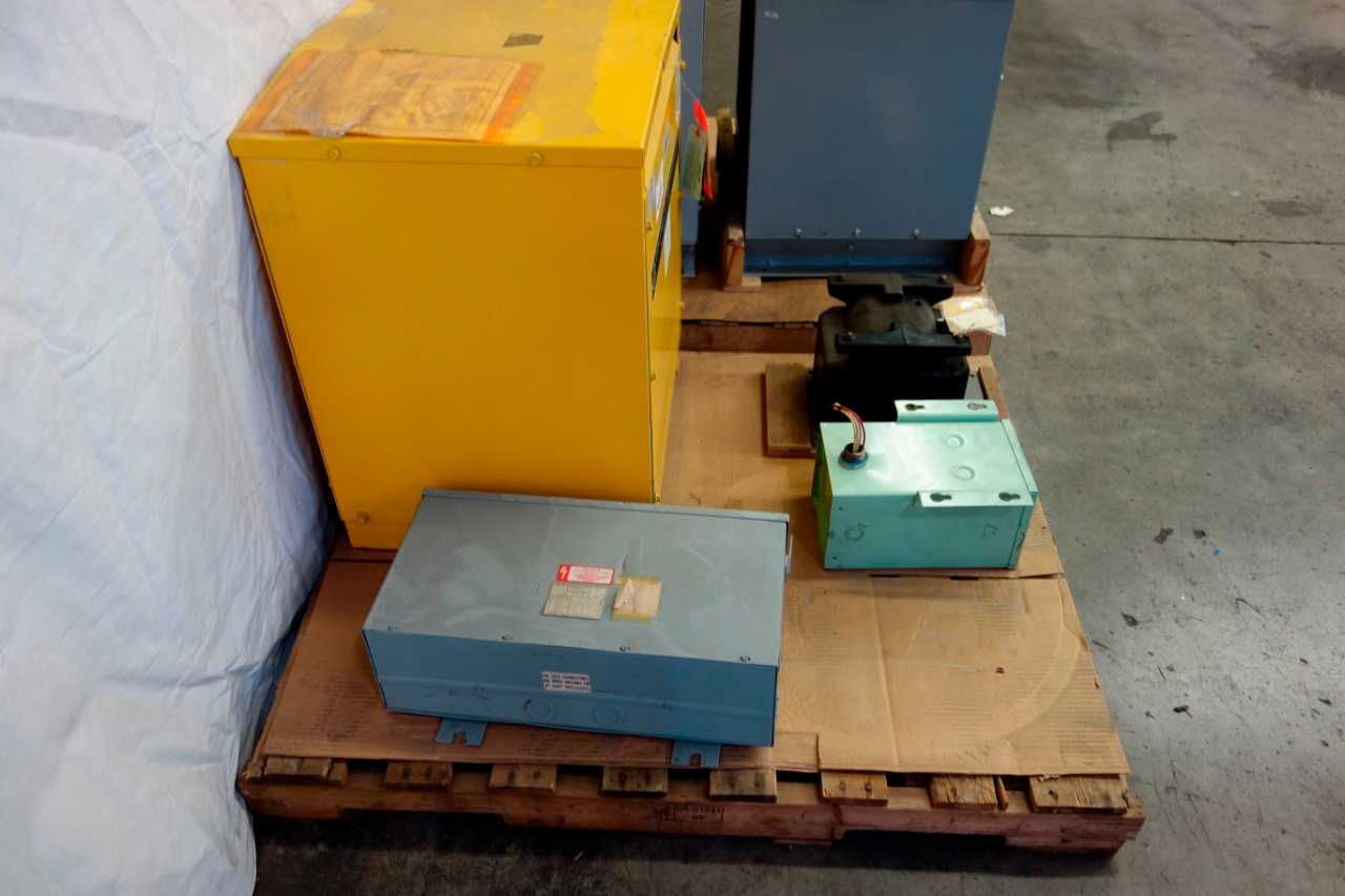 2 PALLETS OF ASSORTED TRANSFORMERS - CONTROL TRANSFORMERS