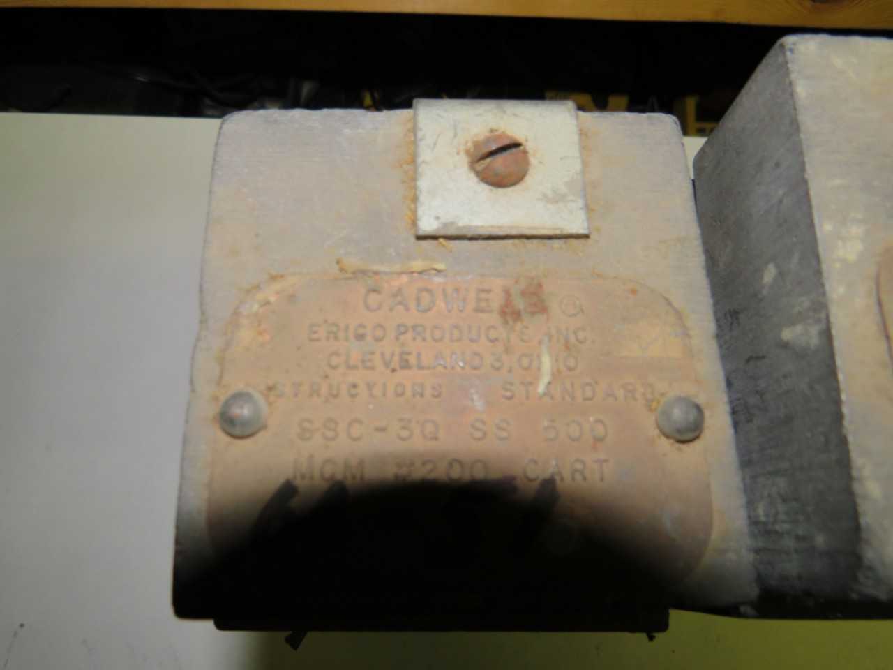 LOT OF 2 CADWELD 500 MCM RUN & TAP MOLD - HAND TOOLS