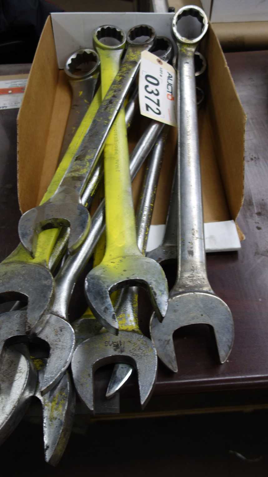 ASSORTED LOT OF DOUBLE ENDED CRESCENT HAND WRENCHES SNAP-ON PROFESSIONAL ARMSTRONG 1-5/16 IN TO 2-3/16 IN - HAND TOOLS