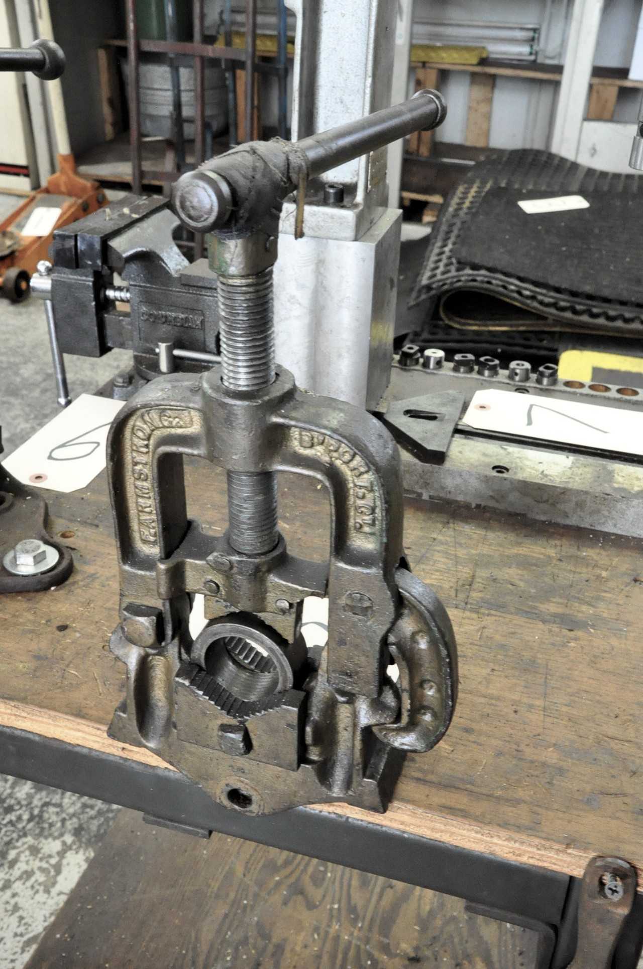 Bench Top Pipe Vise - MISCELLANEOUS