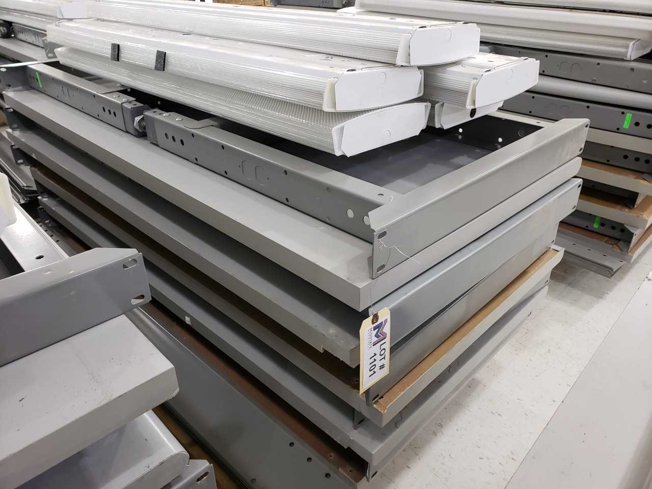 Rolling Bakers Rack No Contents - MISCELLANEOUS